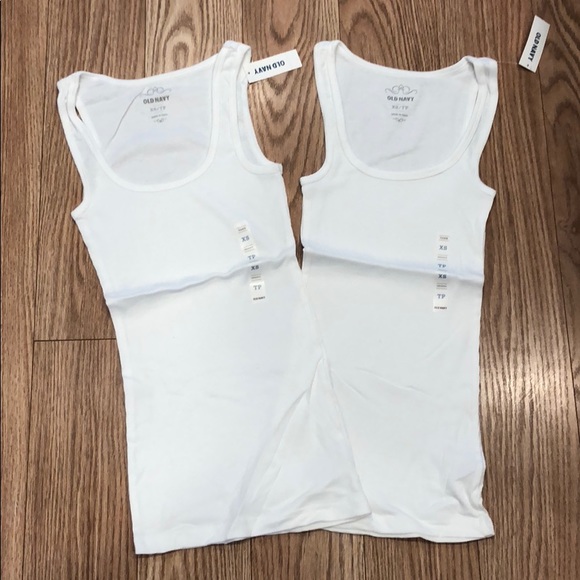 Old Navy Tops - Brand new Old Navy tank bundle